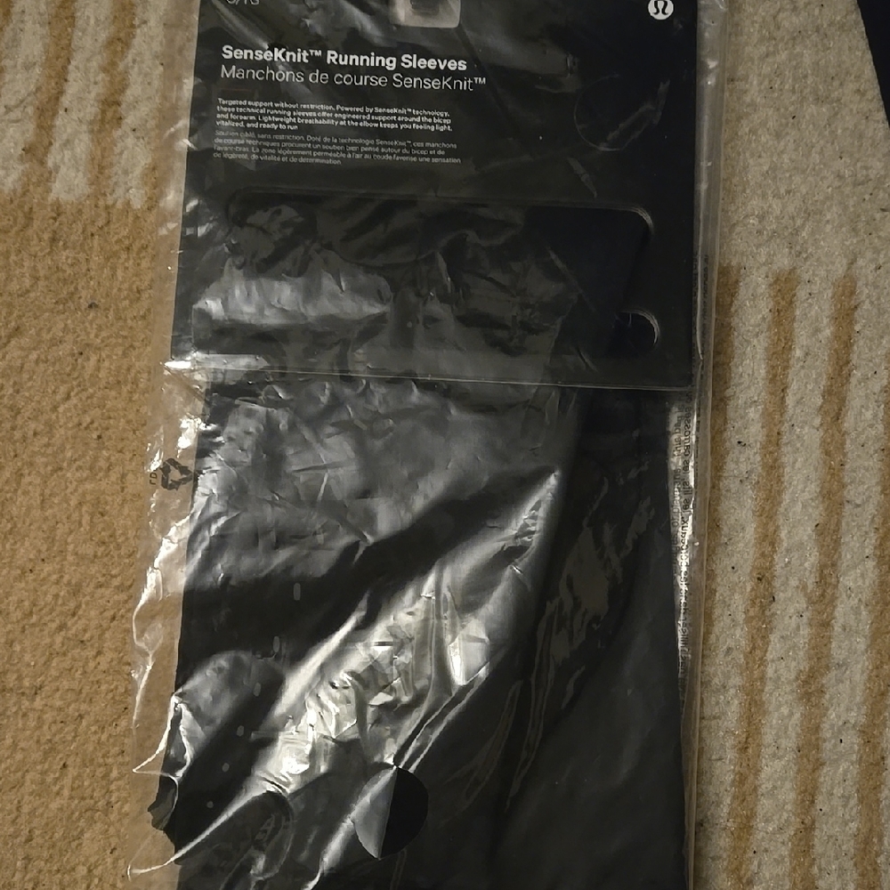 Lululemon SenseKnit Running Sleeves